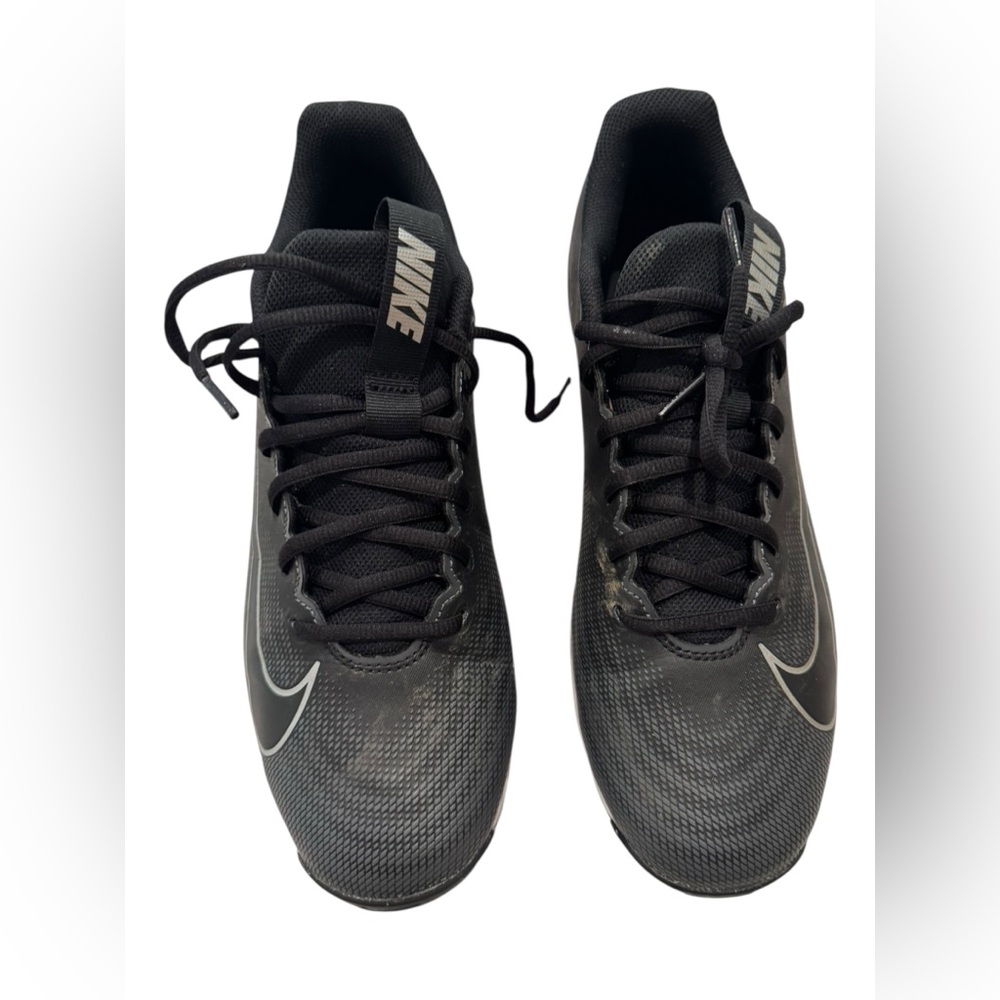 Nike Fastflex Football Cleats Black White Men’s Size 10. Excellent condition